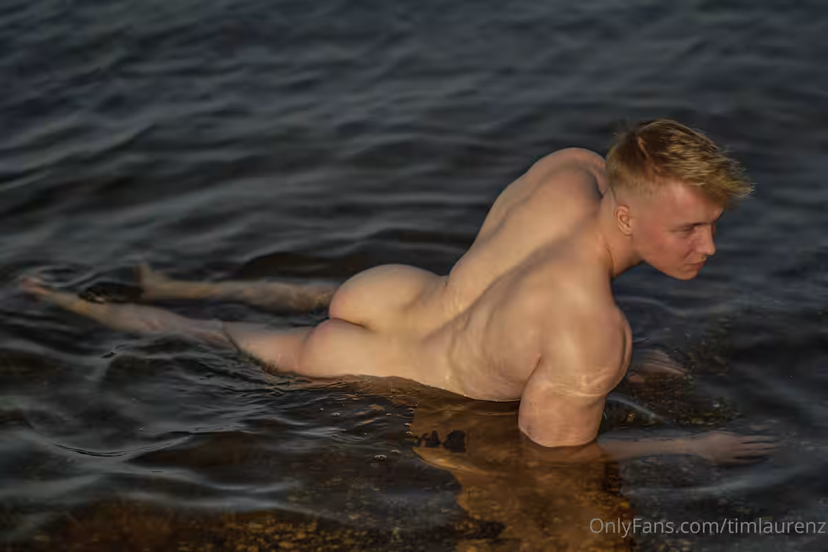 Epic german timvylo timlaurenz sex tape
4