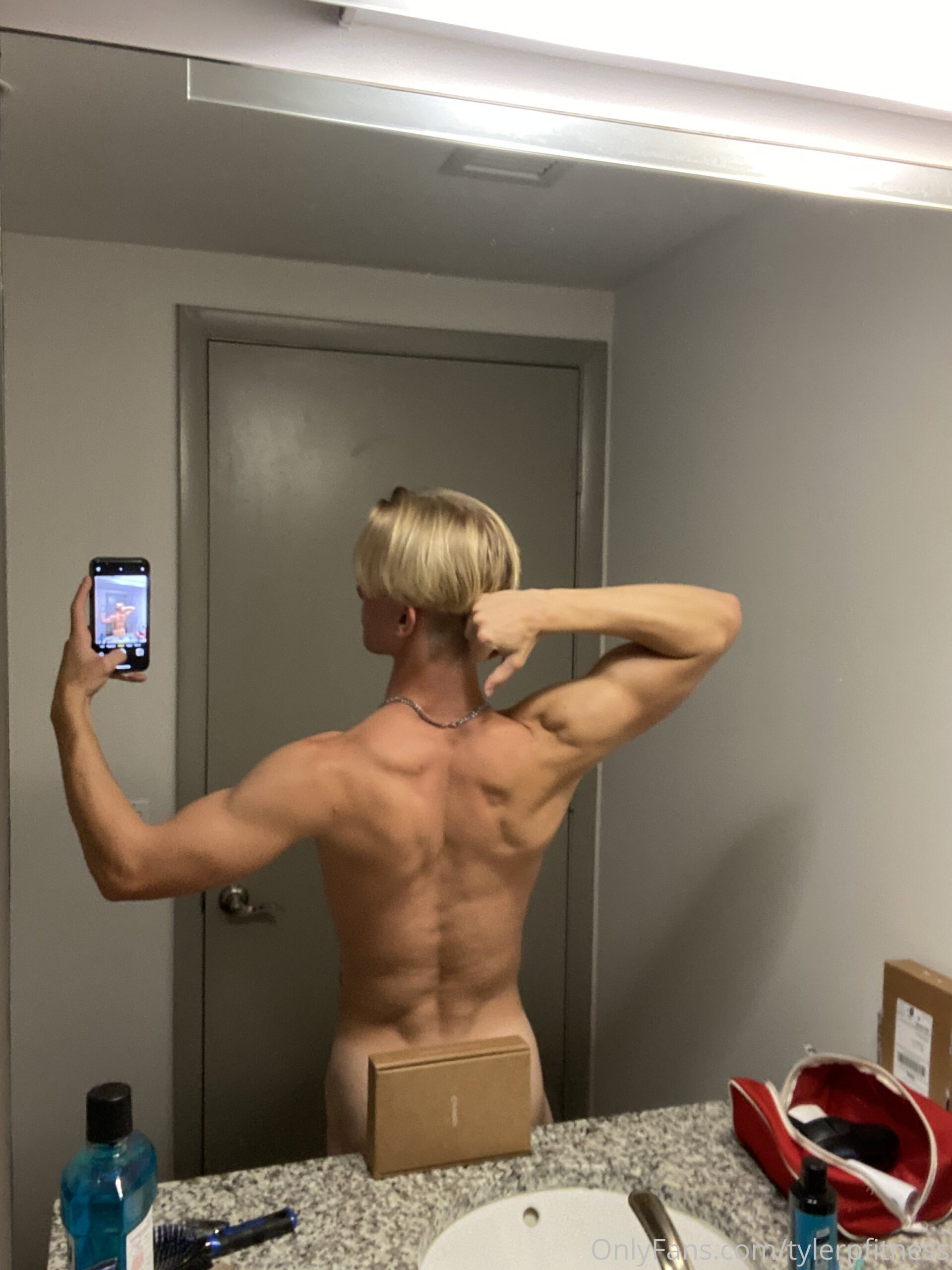Epic hot jock Tyler Pauley free onlyfans
1