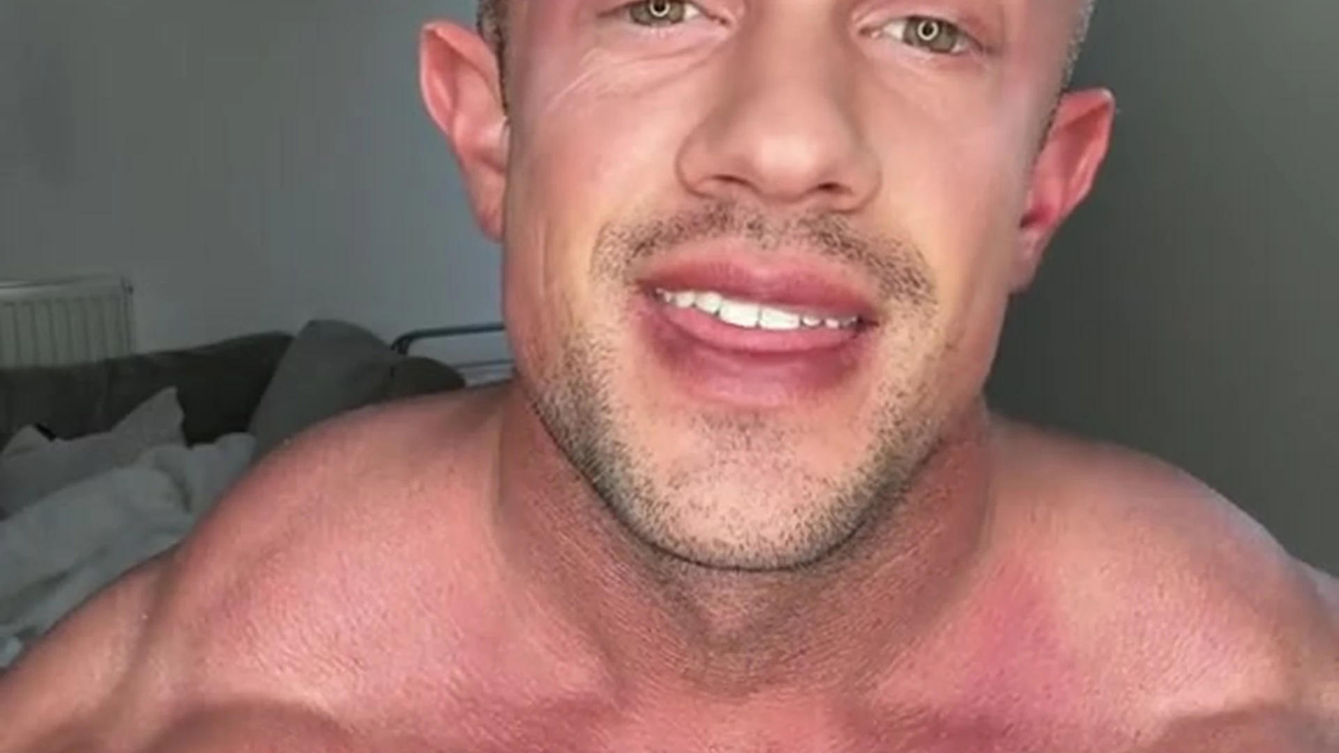 Epic hunky testosterone-fueled charlielondon pic porn
3