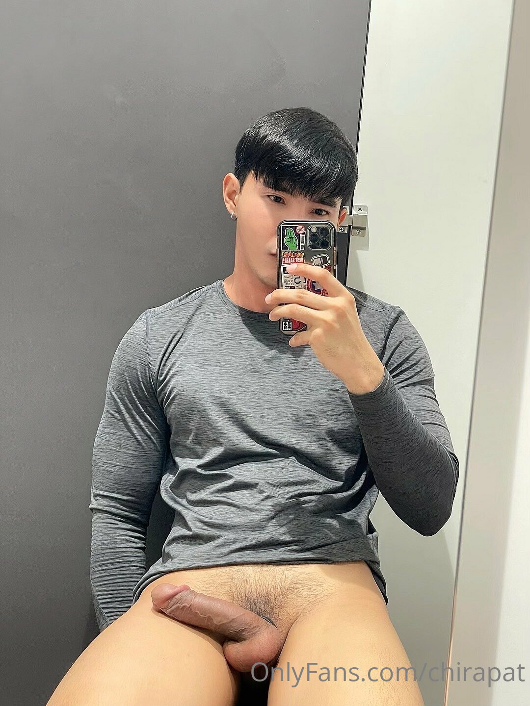 Epic jock chirapat Nude OF
0