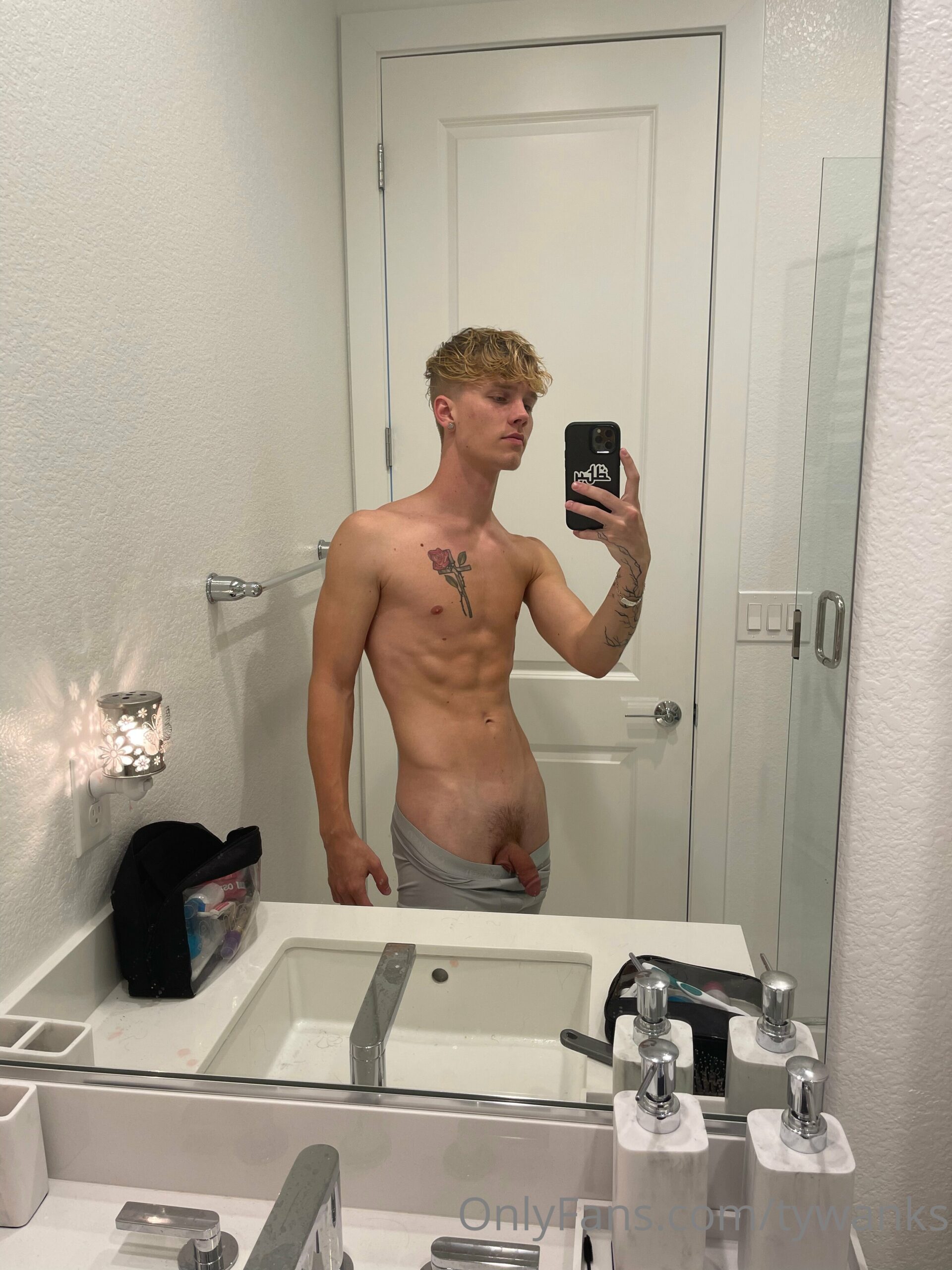 Epic jock tywanks nude onlyfans
0