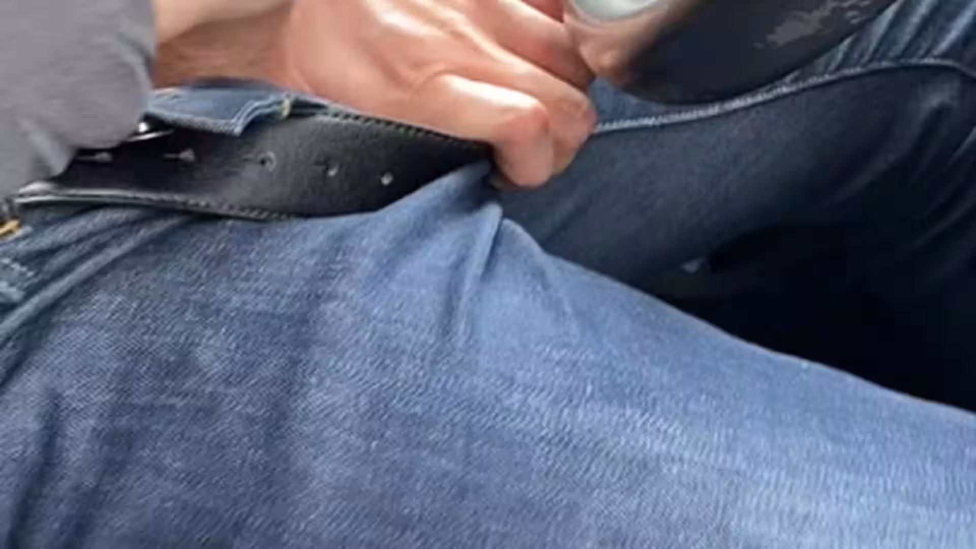 Epic  male bimbo український гей max_barz big pecs full vid
2