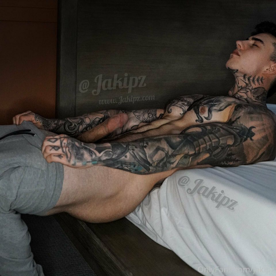Epic massive dick Jake Andrich nude leaks
2