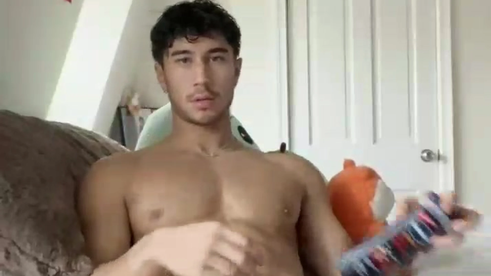 Evan Lamicella Jerks Off into Underwear
1