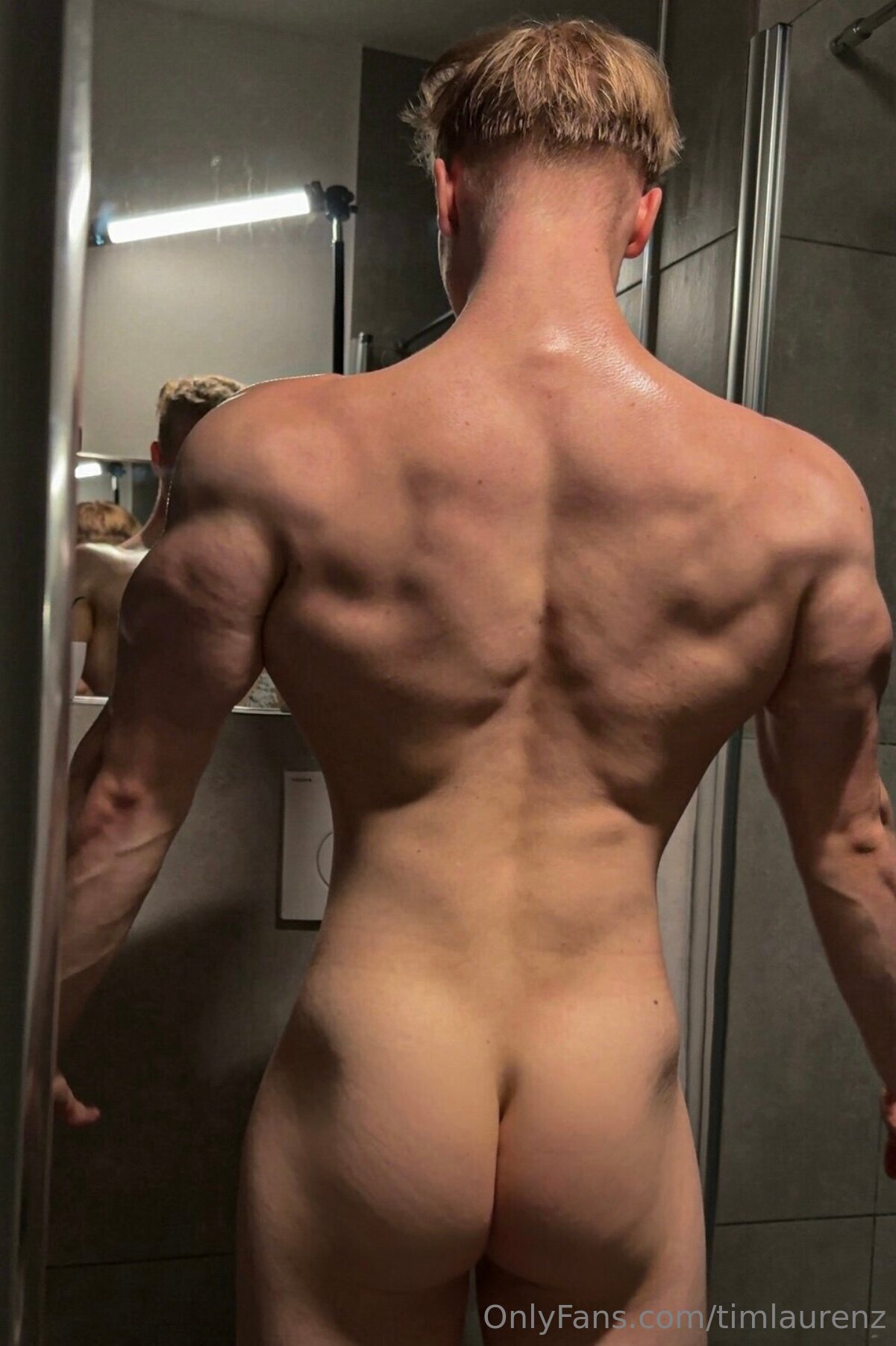 experimentierfreudig timvylo Nude porn
0