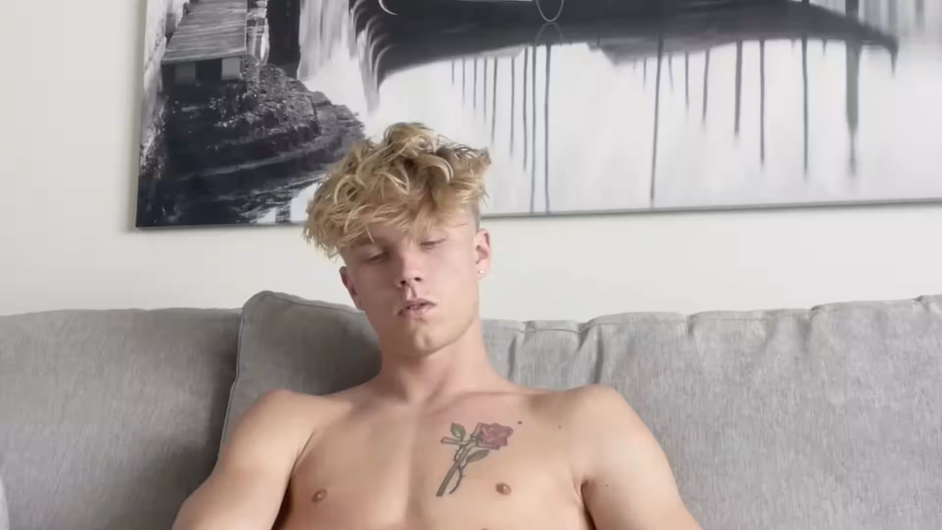 Exposed Addicted Tyler Pauley nude ass
3
