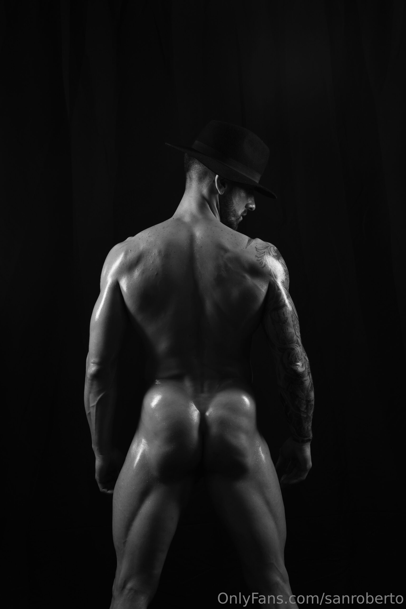 Exposed Angelic sculpted sanrob onlyfans
0