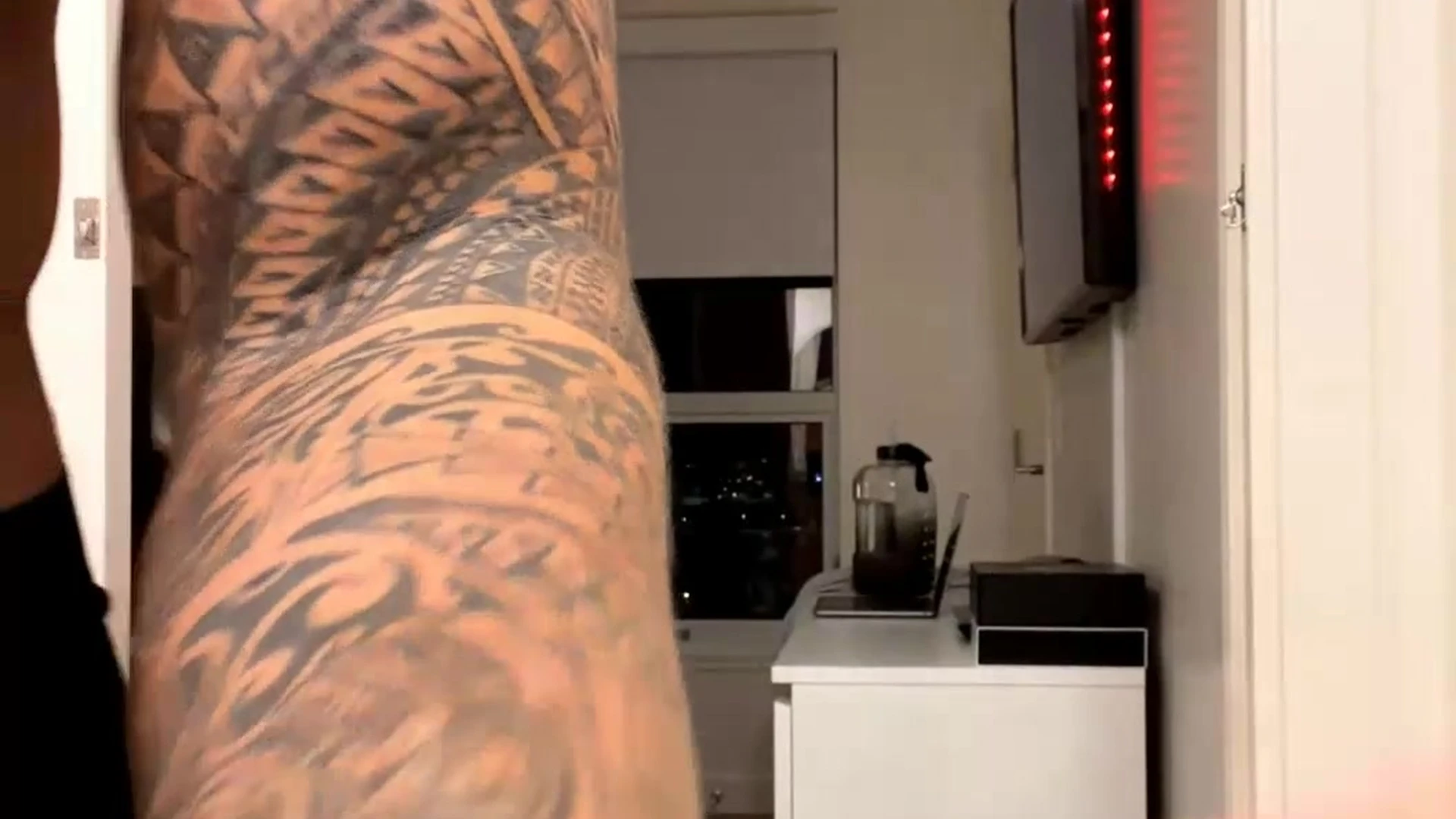 Exposed Authentic british nathanwebb reddit
60