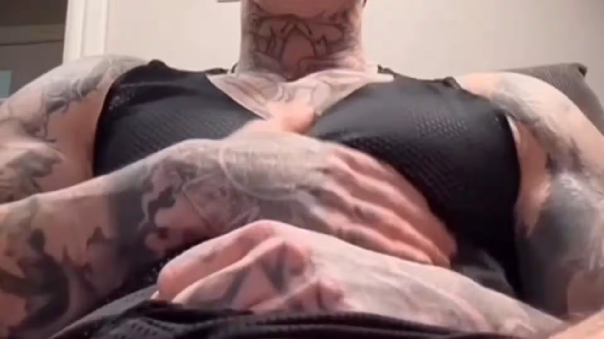Exposed big cock Jake Andrich XXX
31