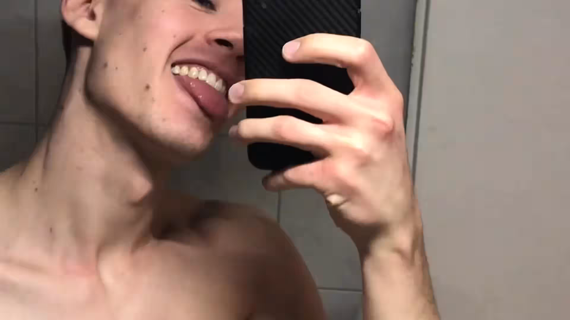 Exposed fit lucashall99 Lucas Hall sextape
15