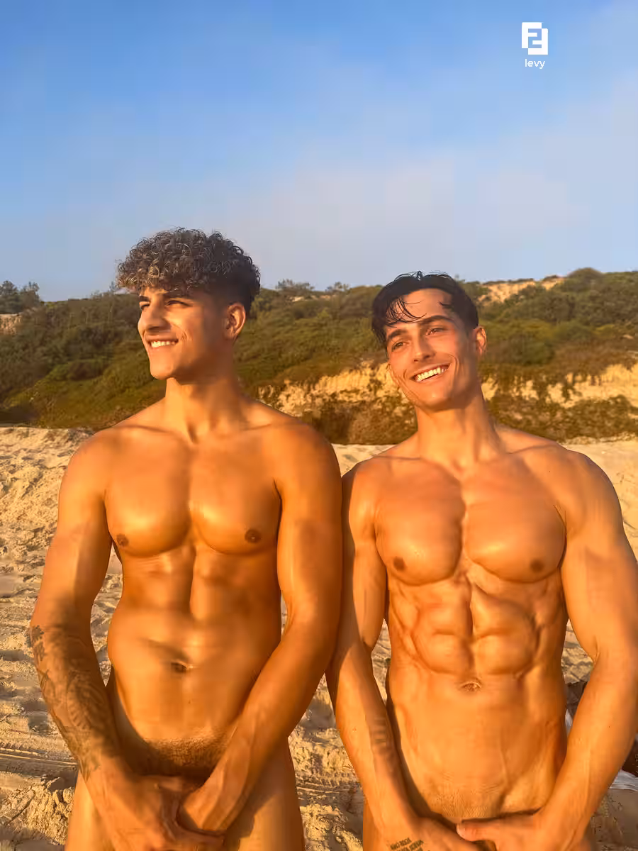 Exposed fuckboy ass play Levy Van Wilgen fuck
5