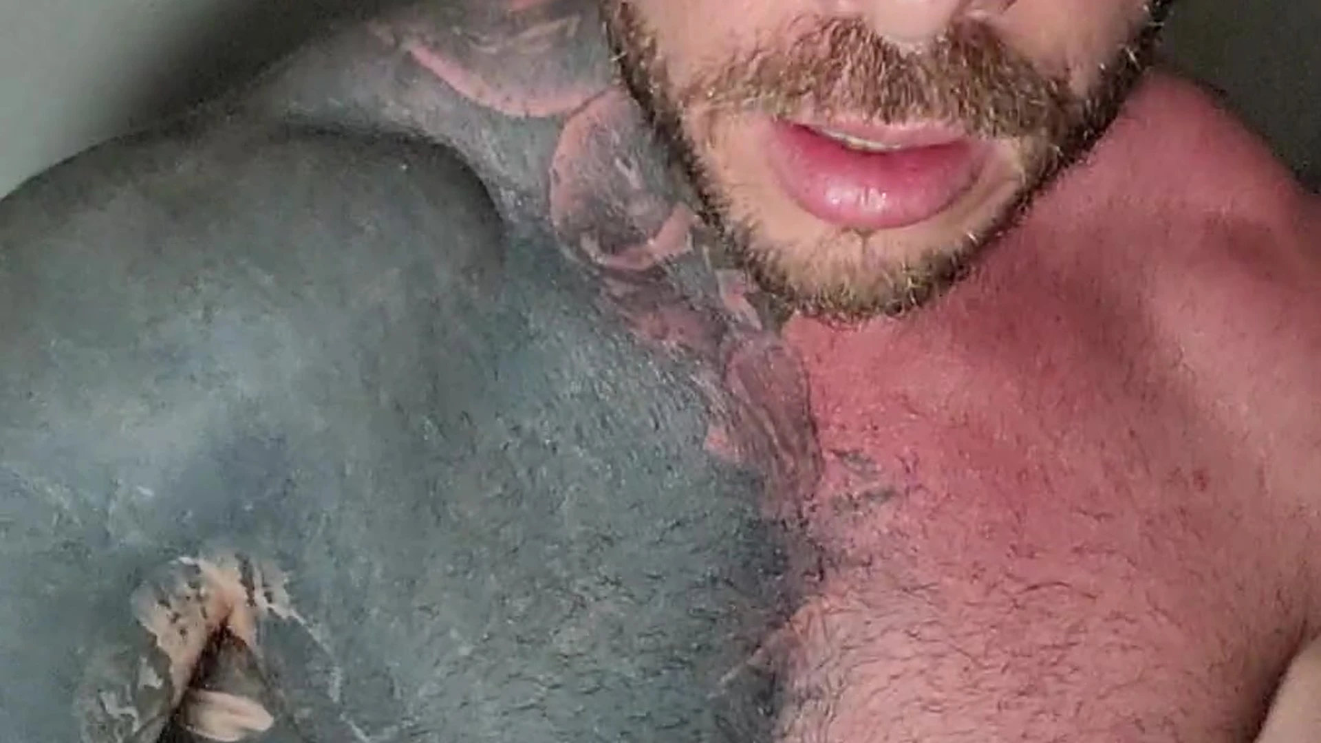 Exposed homoerotic Padrino Alex Grosso anal
0