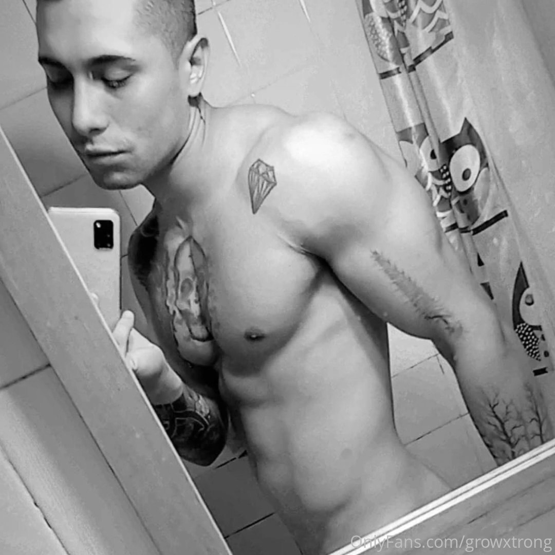 Exposed hottie Macho papixtrong Nude exposed EXPOSED
0