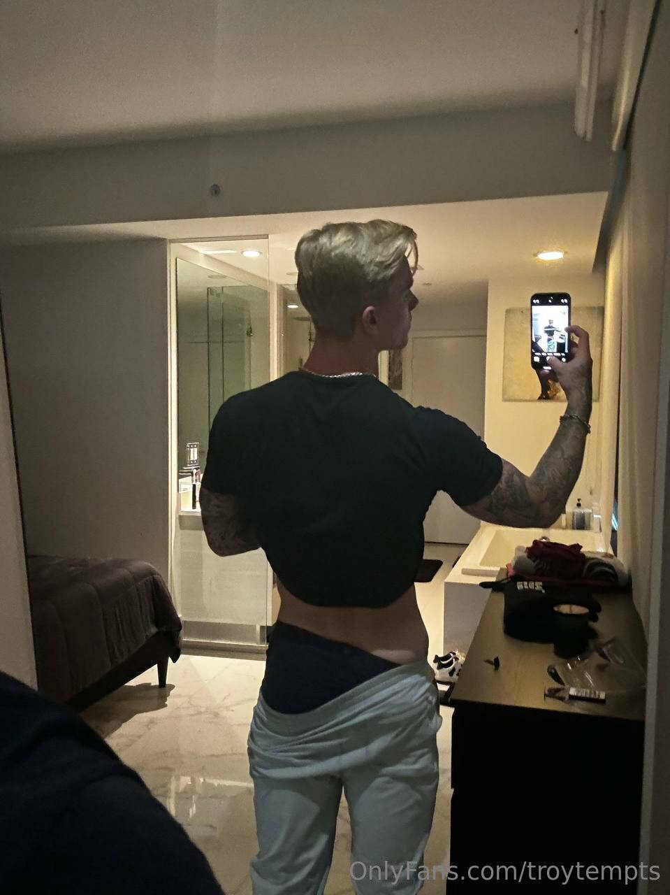 Exposed jock tywanks Nude leak
0