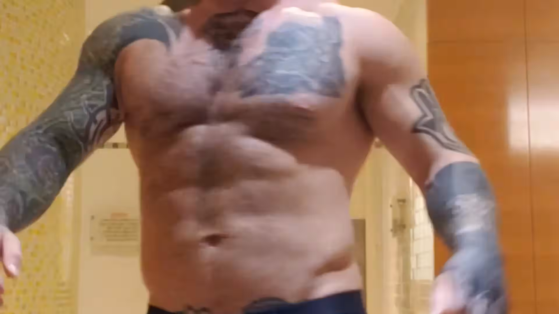 Exposed Muscular Markus Kage nude pics
0