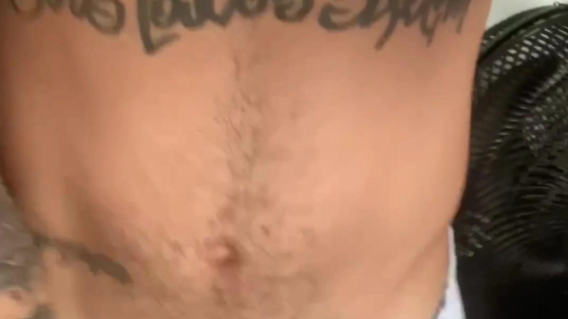 Exposed Picante Luiscoppini sexy
2
