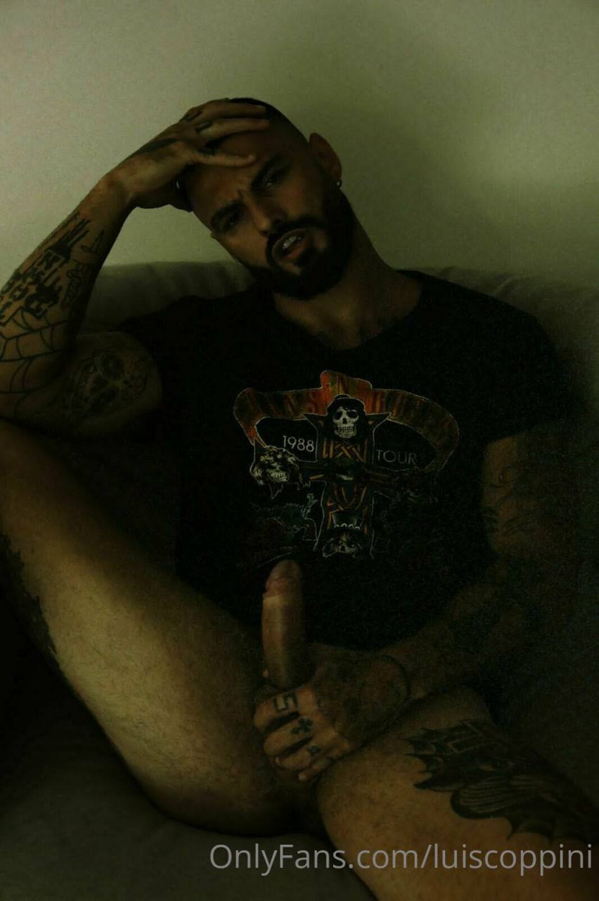 Exposed Provocante Luis Coppini onlyfans
0