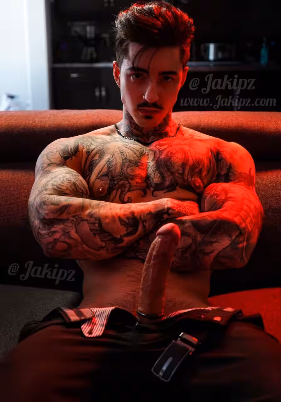 Exposed Skilled huge dick Jake Andrich leaked dick pic
11