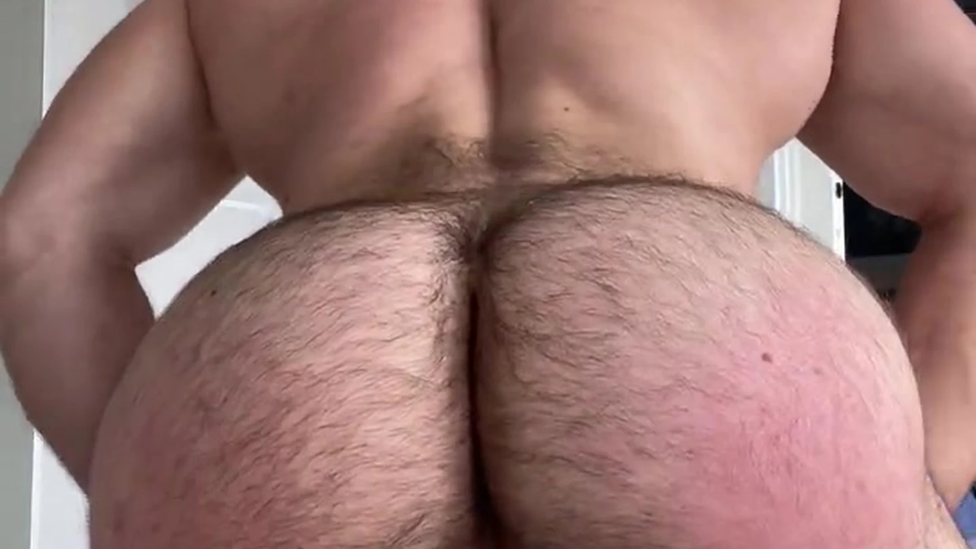 Exposed slutty hoe Hung Dellzzy clips
1