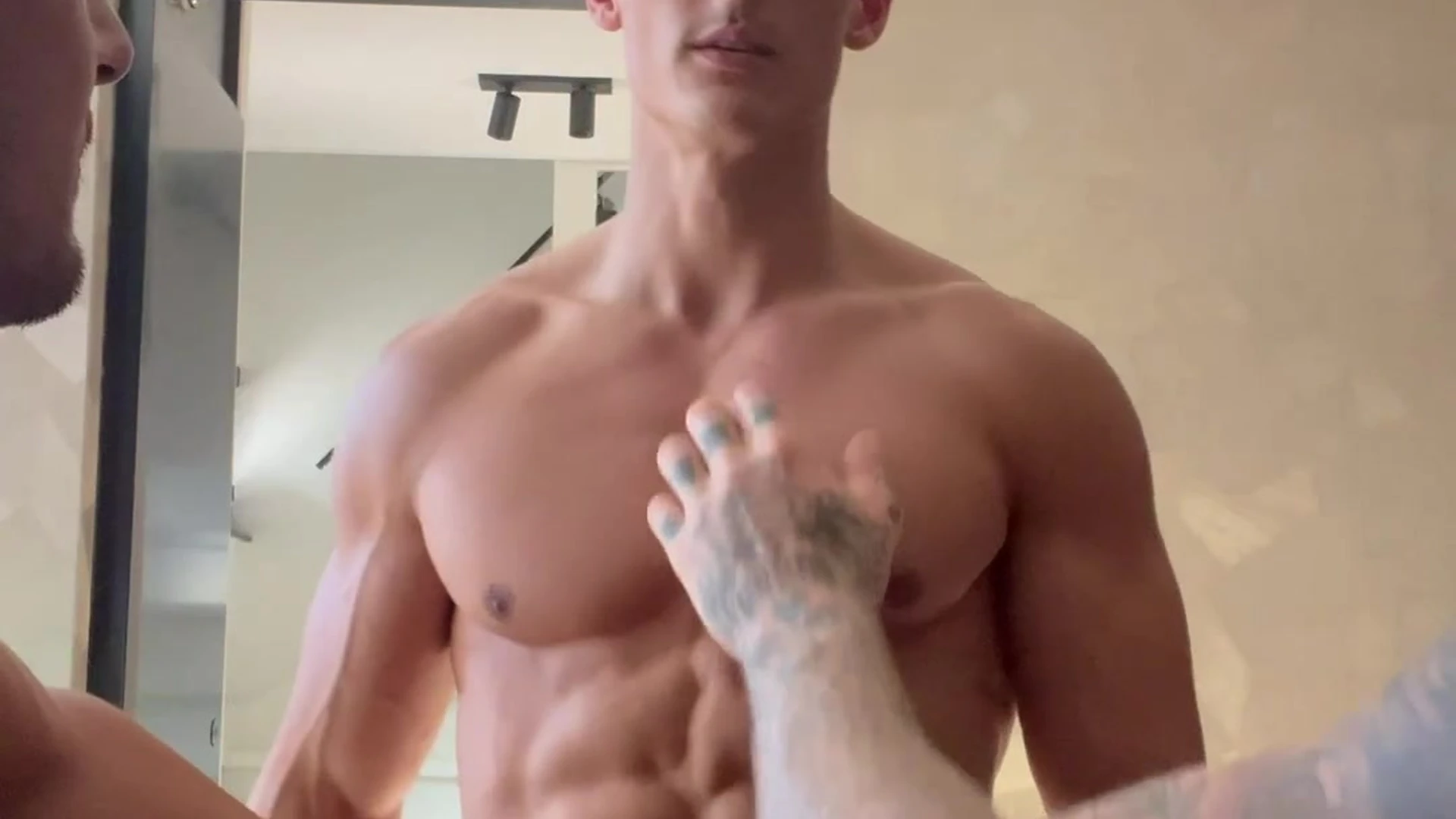 Exposed STUD Levy Van Wilgen male thot
43