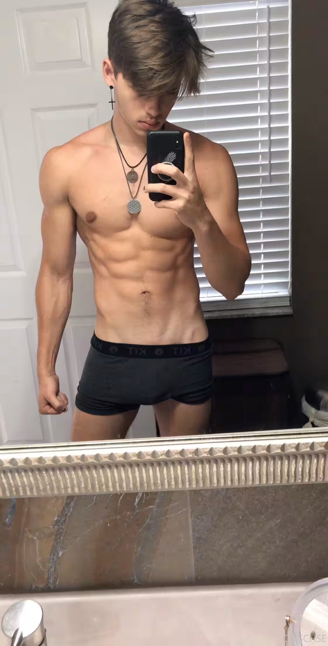Exposed tiktok star cmschse Naked leaked
0