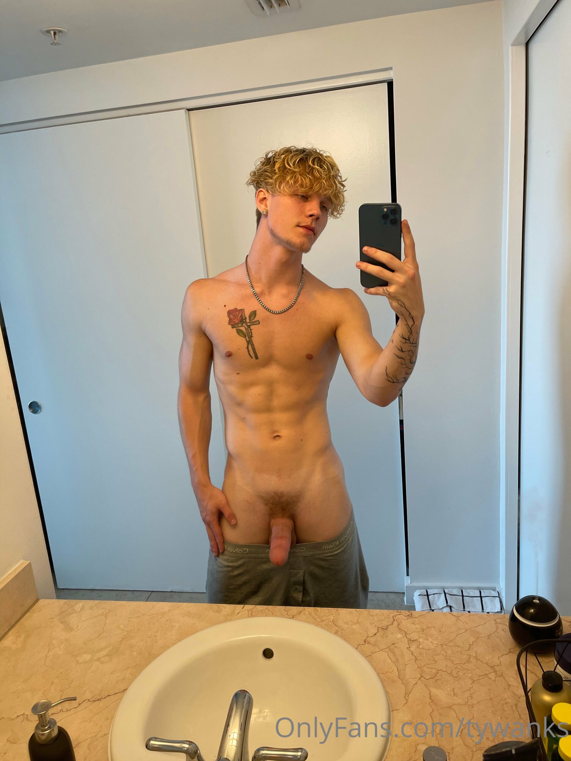 Exposed twinkish troytempts leaks
0