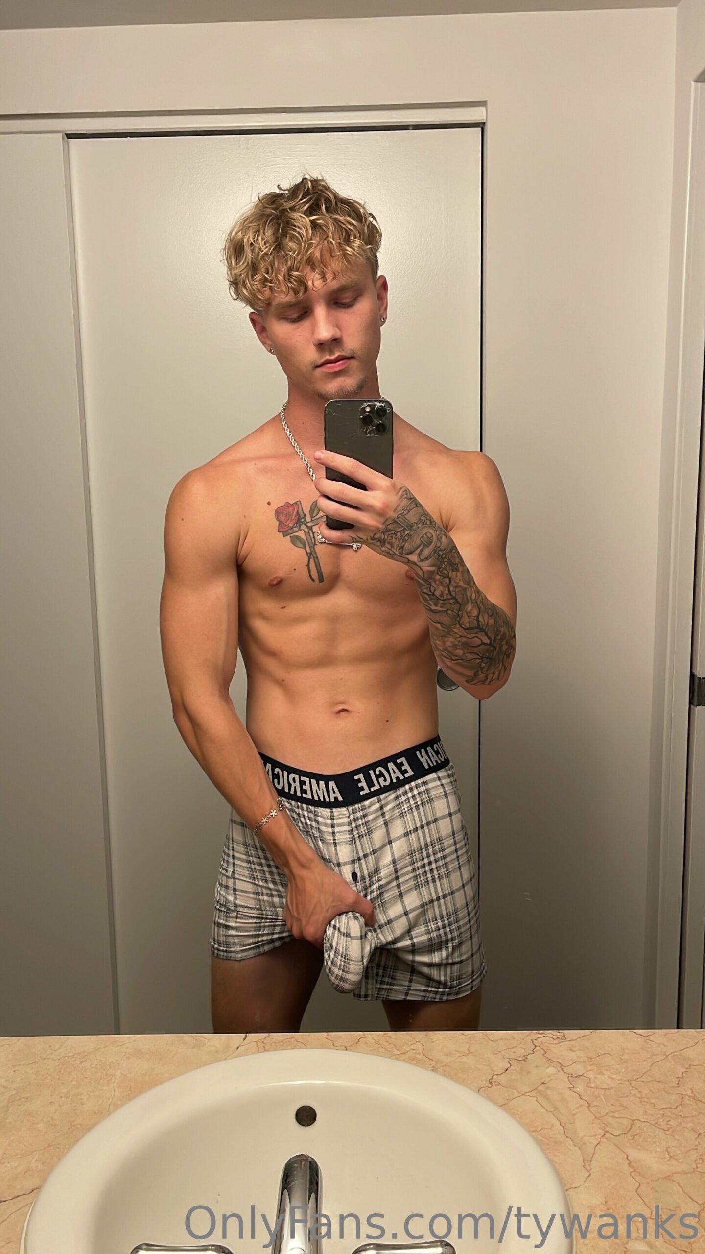 fuckboy twinkish Tyler Pauley onlyfans  Sensational
2