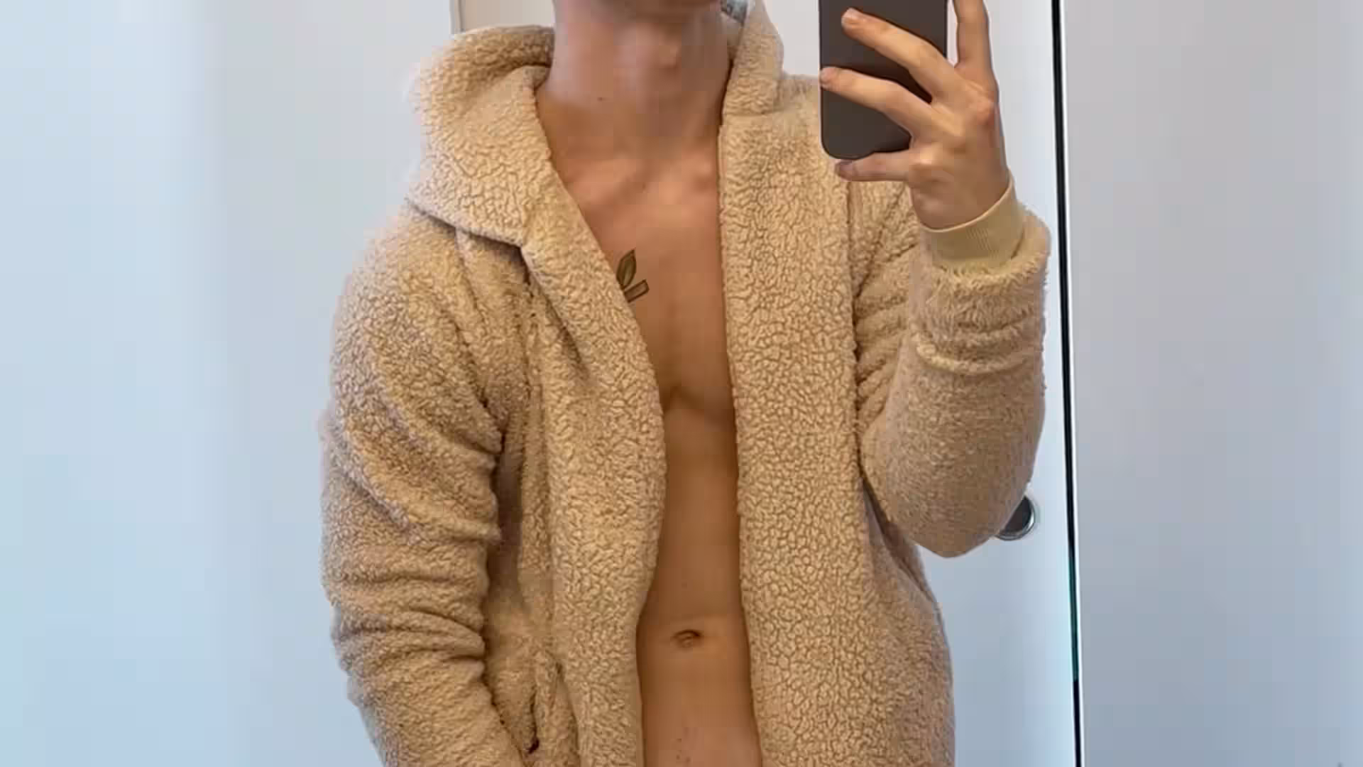 fucktoy shagging Filthy Tyler Pauley
4