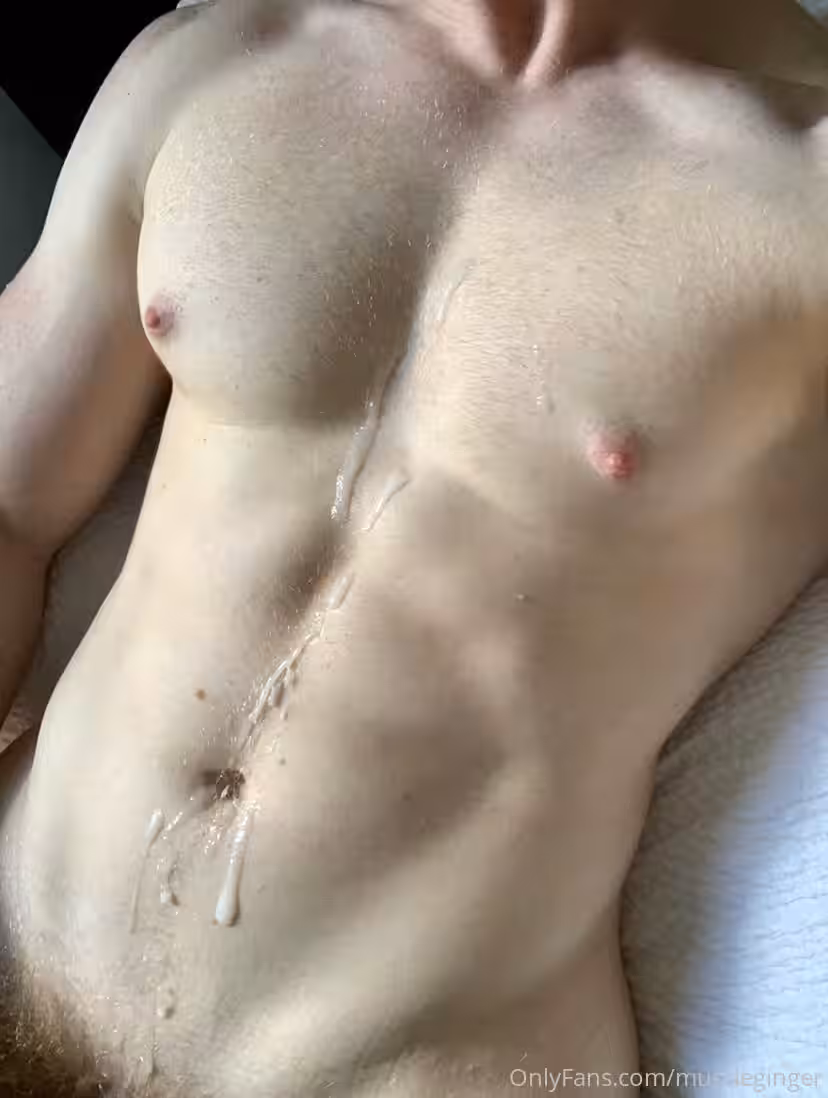 fucktoy throbbing Muscle Ginger  huge pecs
0
