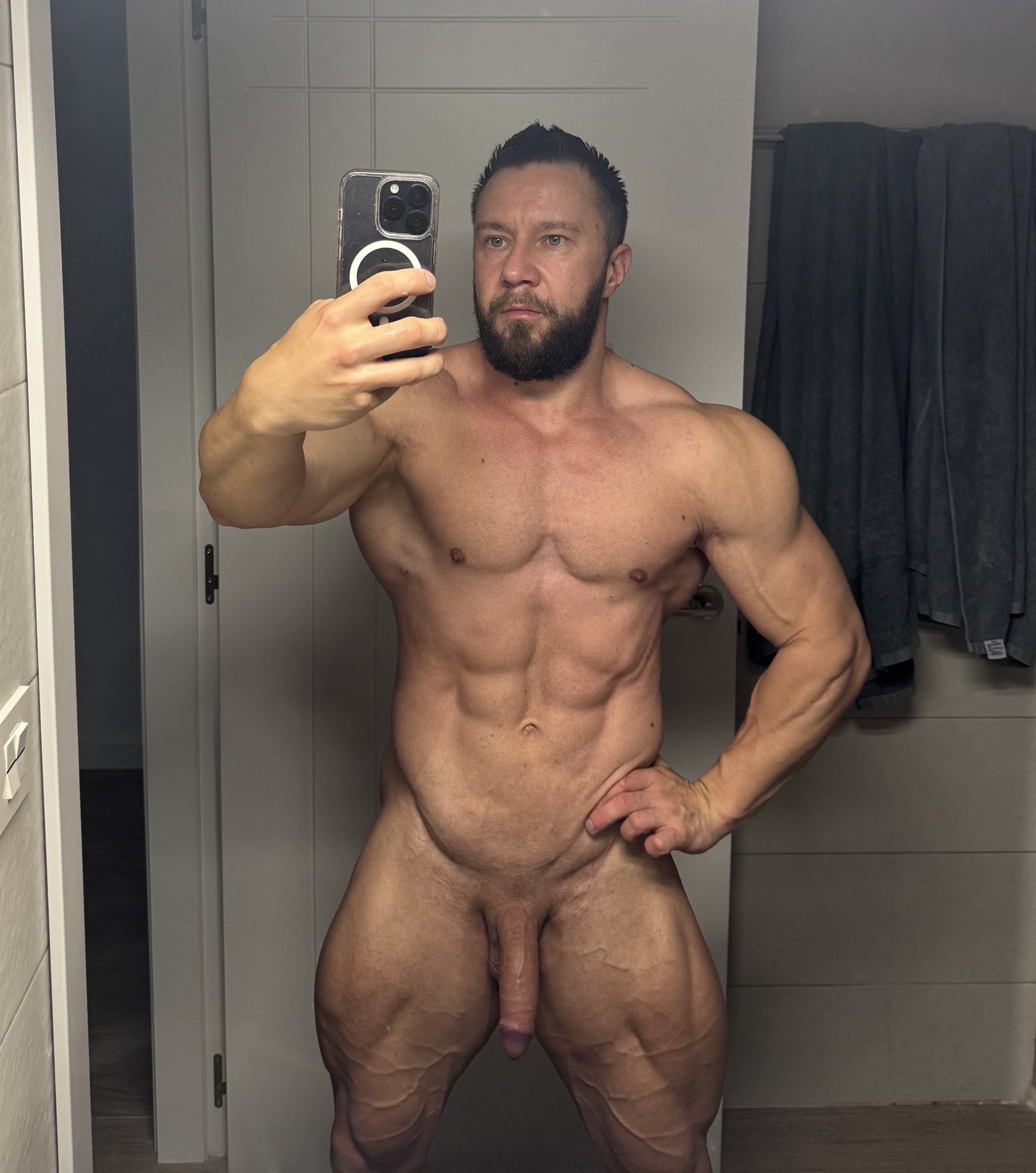 gorgeous Hairy Dellzzy sex tape Sensational
0