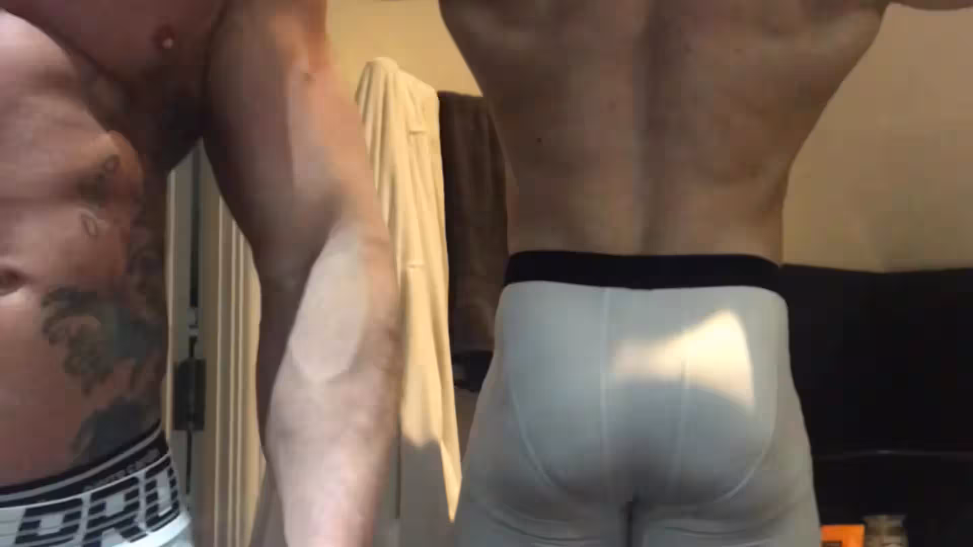 hot Herculean Charlie London nude Video
0
