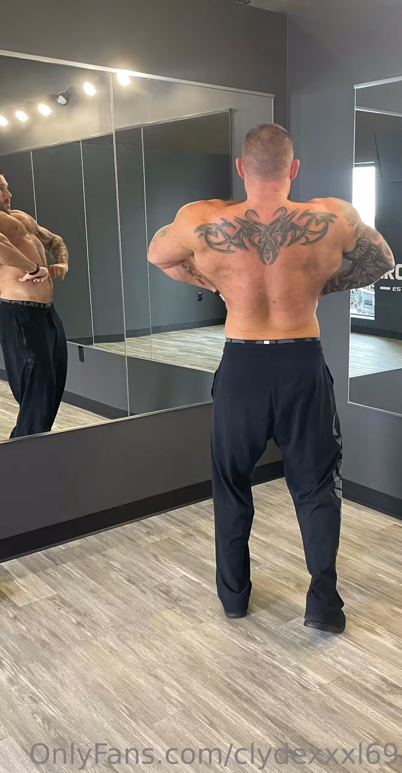 inked clydexxxl69 collab
1