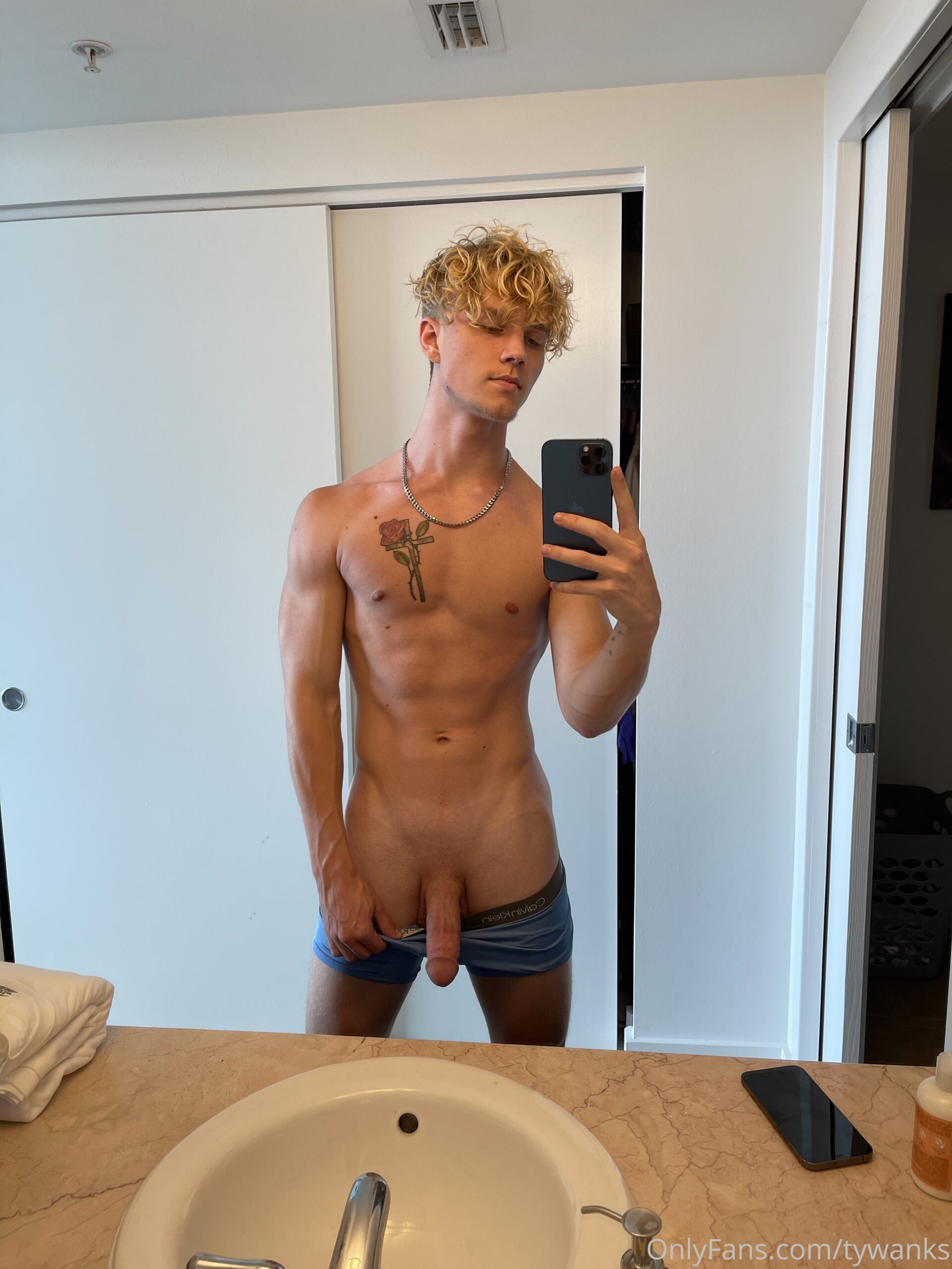 jock Tyler Pauley erome Sensational
1