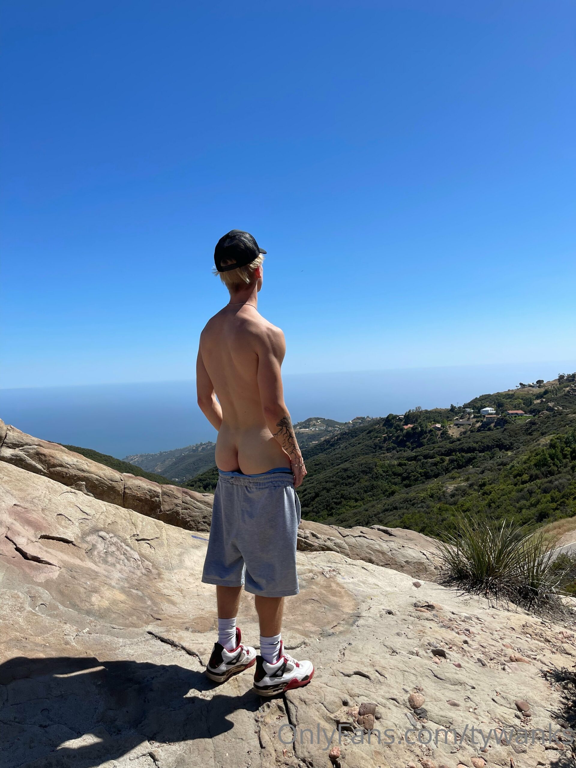 jock Tyler Pauley nude pecs Leaked full video
1