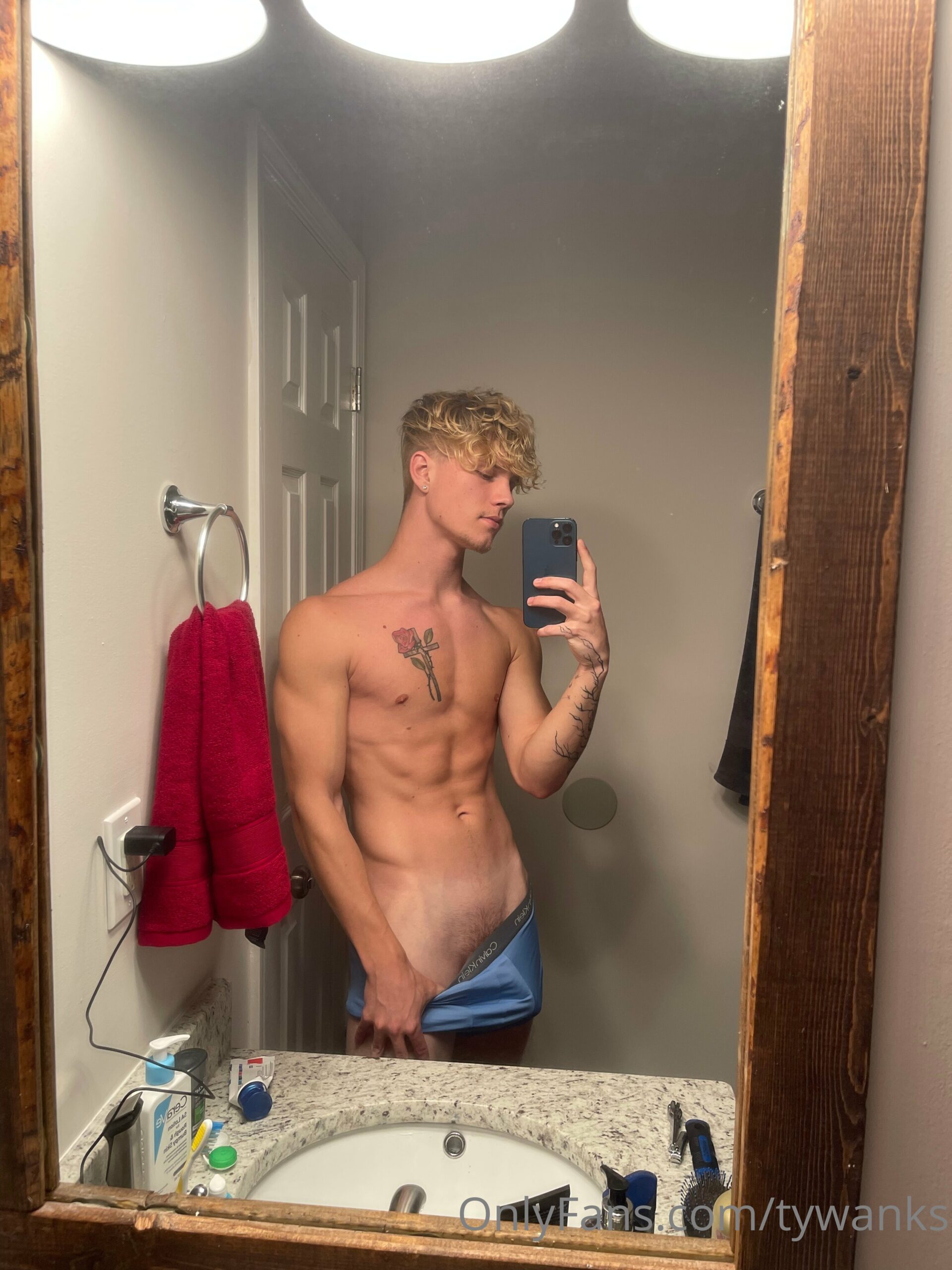 jock Tyler Pauley Nudeleaks
1