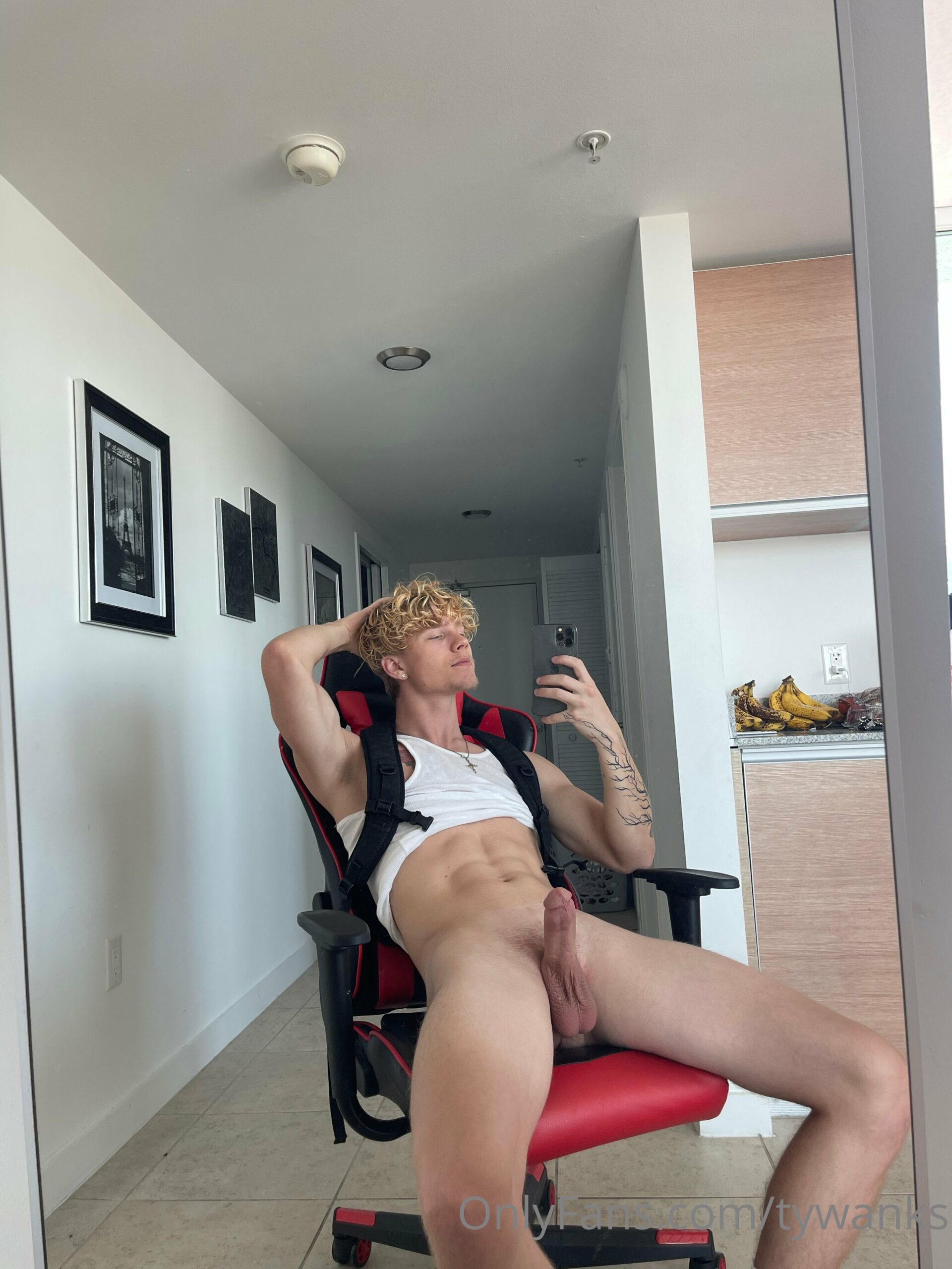 Magnetic  playing with himself jock tywanks nude porn leak
1