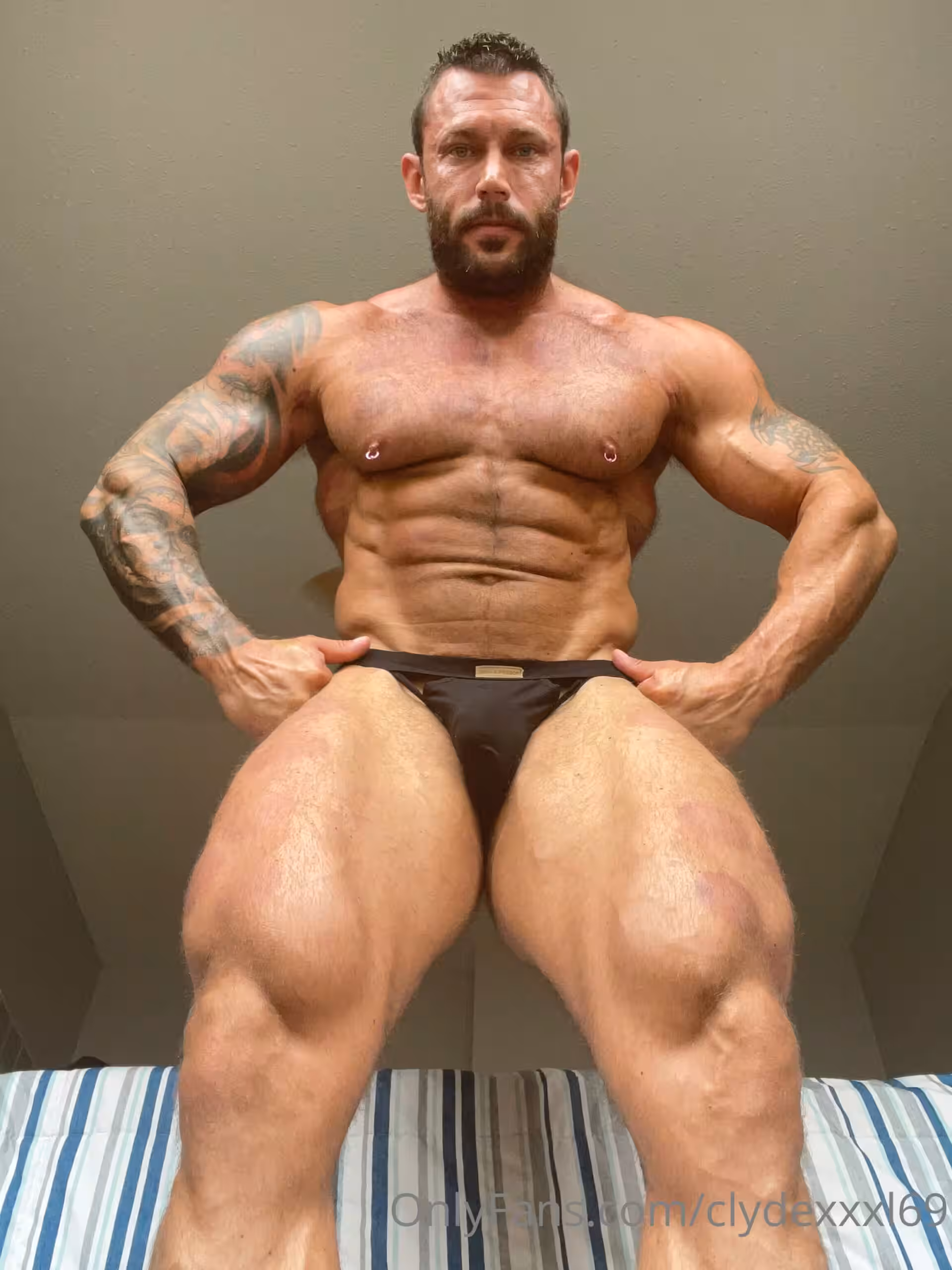 manwhore sculpted clydexxxl69 sex leak
1