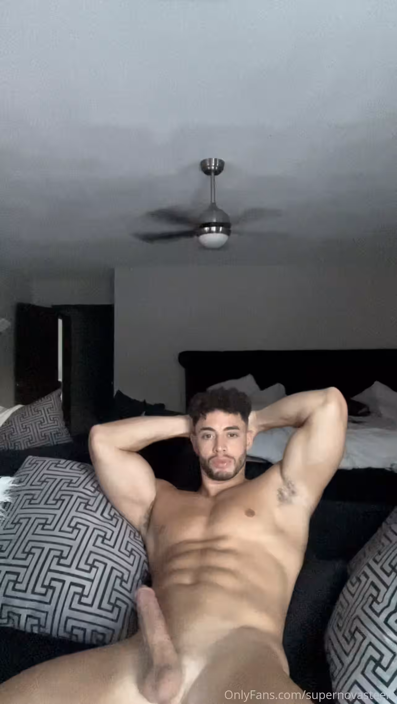masculine latino Hayden Monteleone porn pic
2