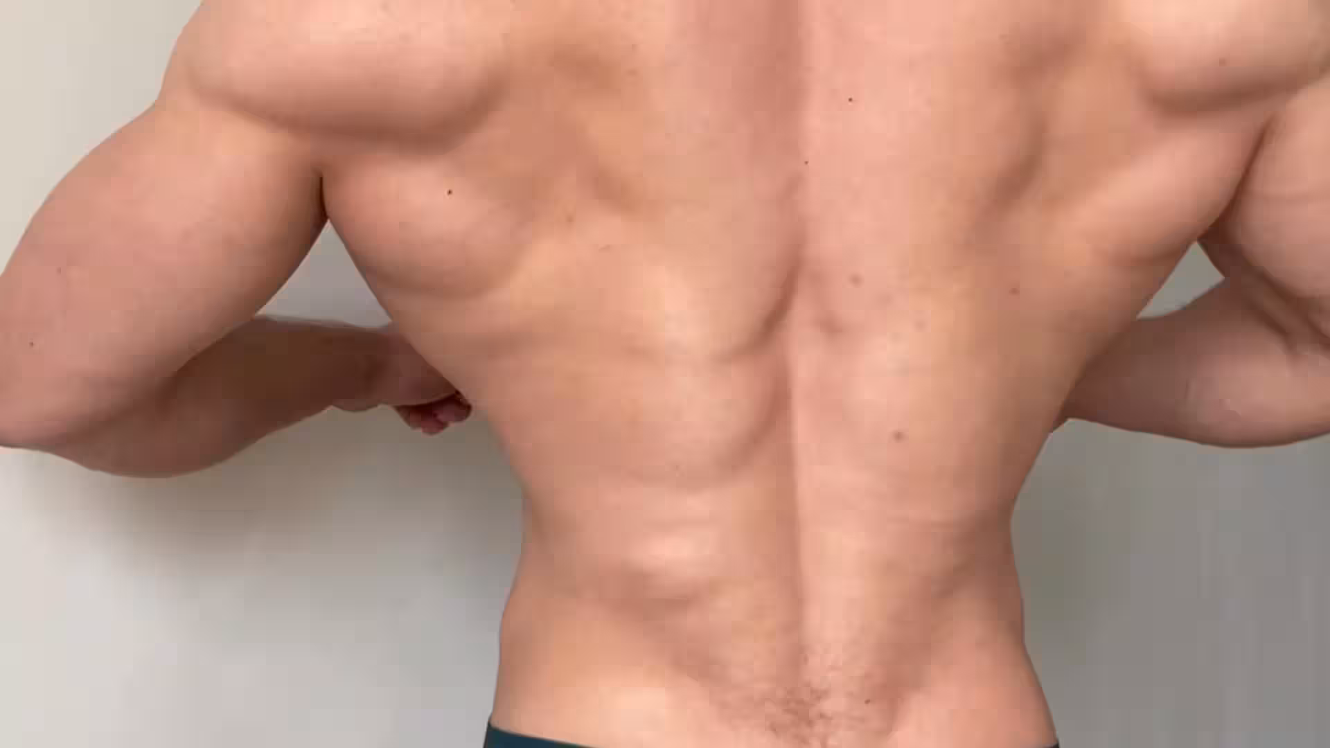 muscle playing with himself душевой эксибиционист Илья Гнётов Leaked nudes
0