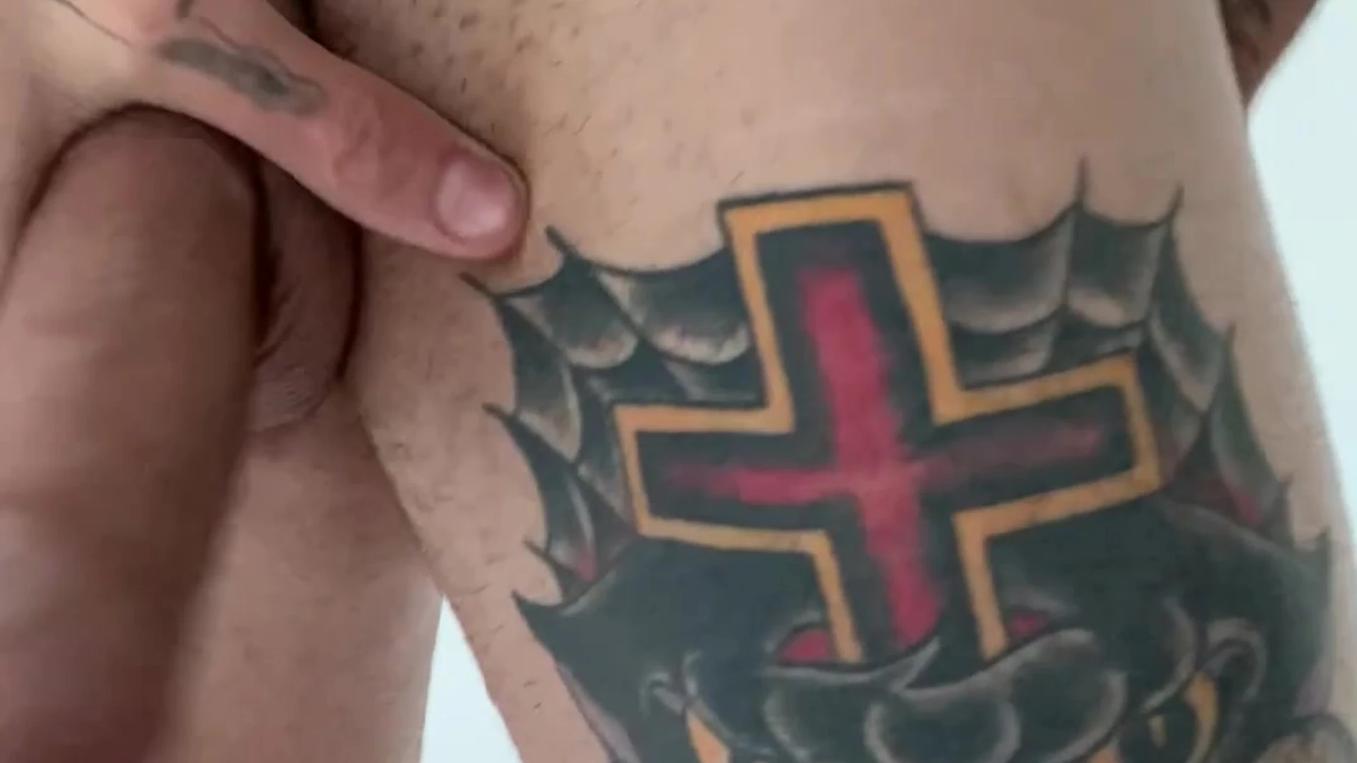 muscle Vicioso Luiscoppini masturbating Epic
0