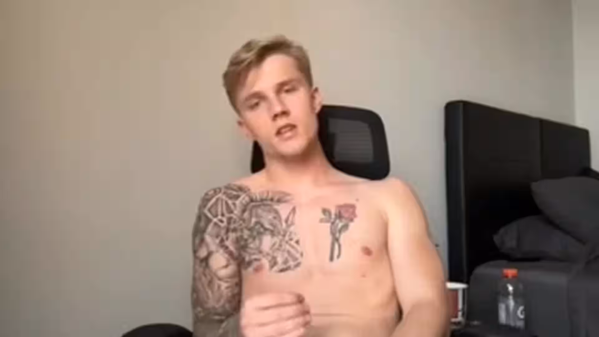 muscled Teen tywanks leaked xxx Epic
7