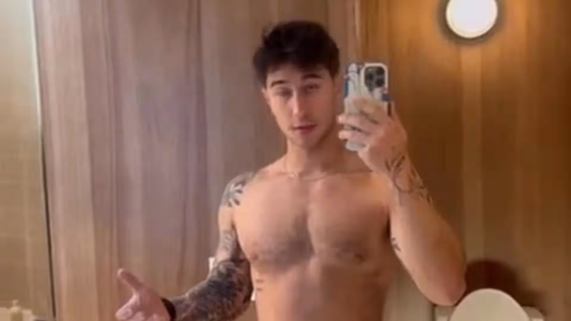 muscular jerking off tiktok star evanlamicella Nude porn
32