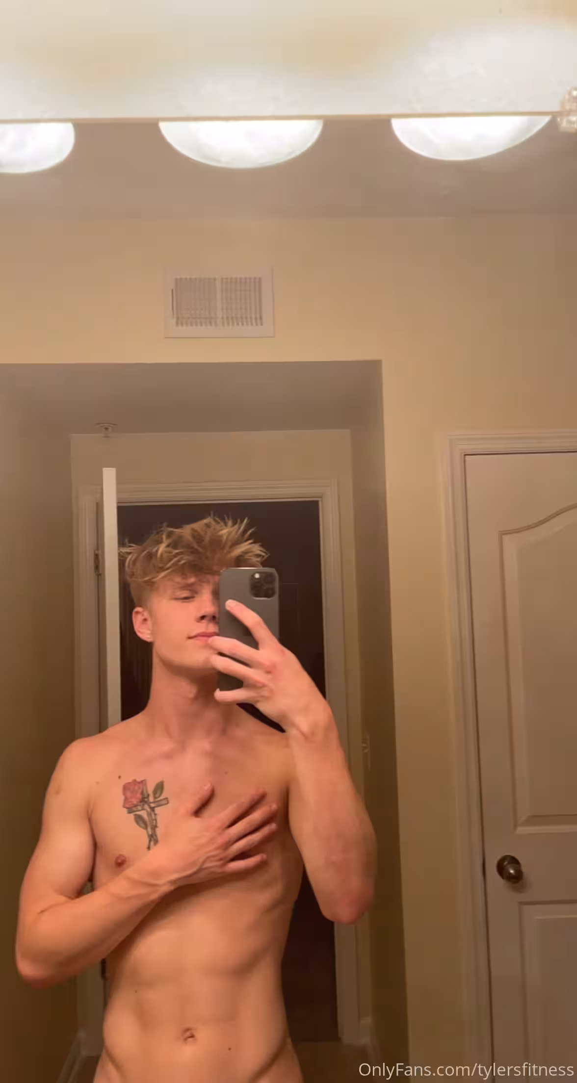 muscular jock tywanks nude onlyfans Epic
0