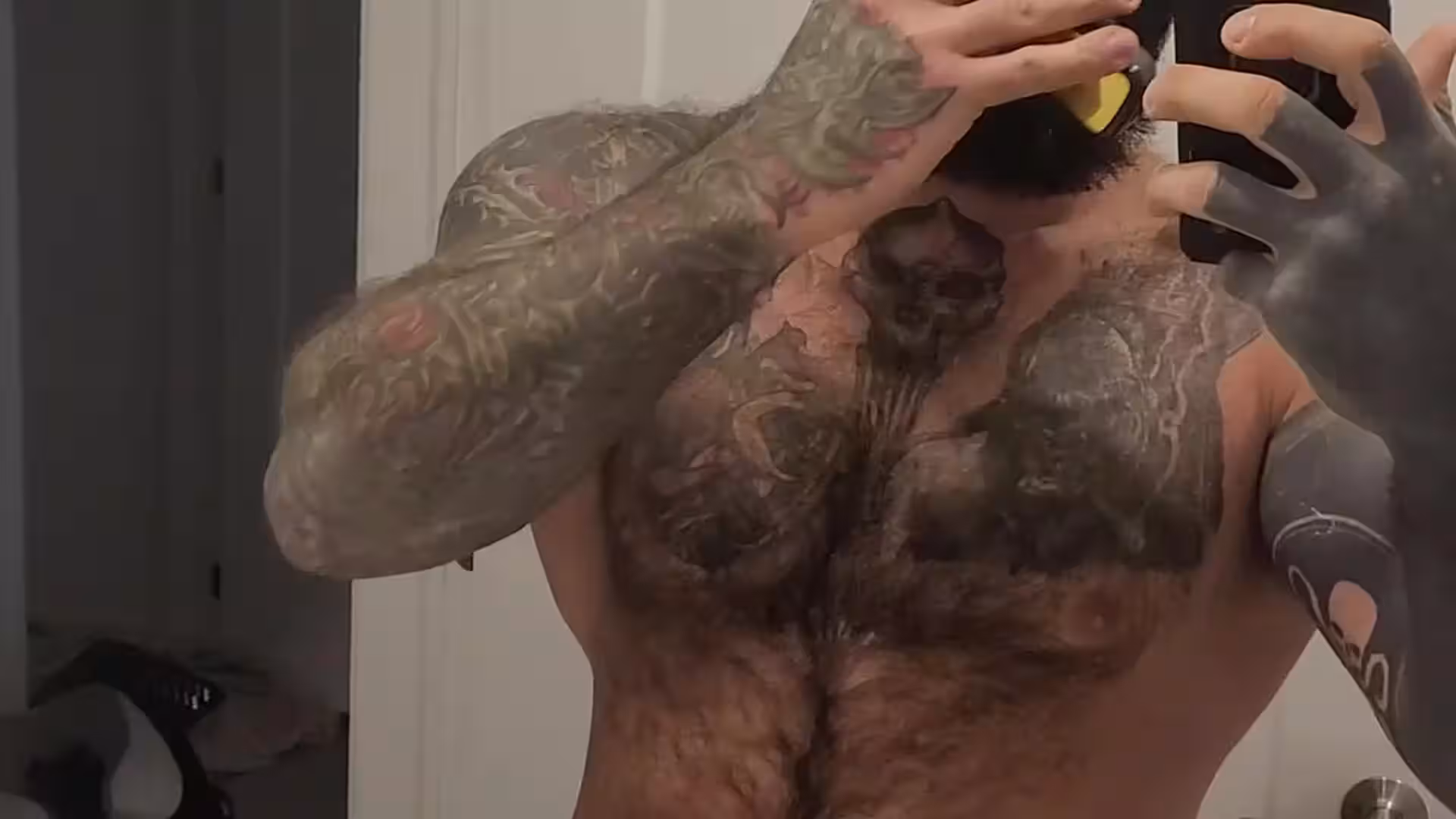 Muscular Markus Kage ass Exclusive full vid
1
