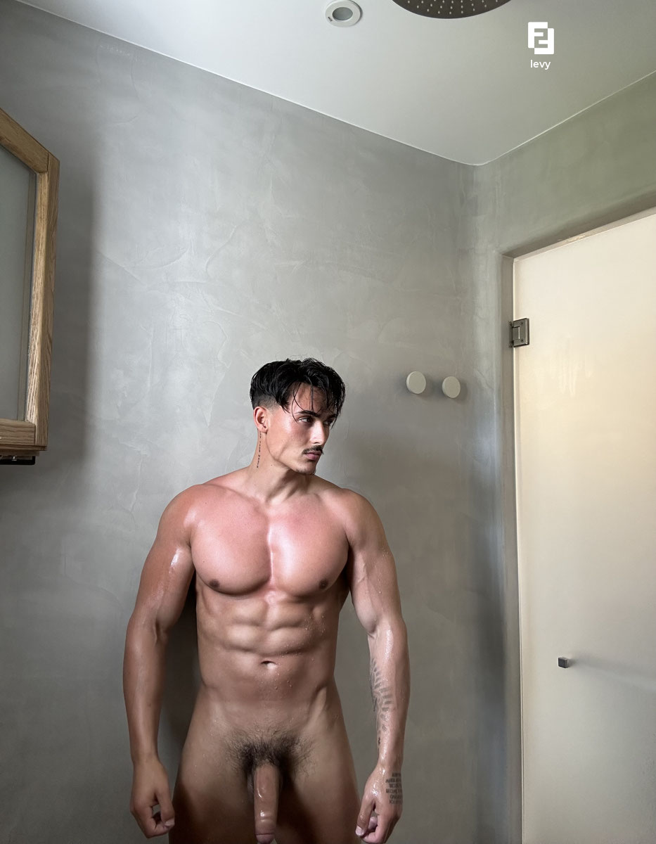 muscular stud Levy Van Wilgen onlyfans nude Full leaked video Sensational
2