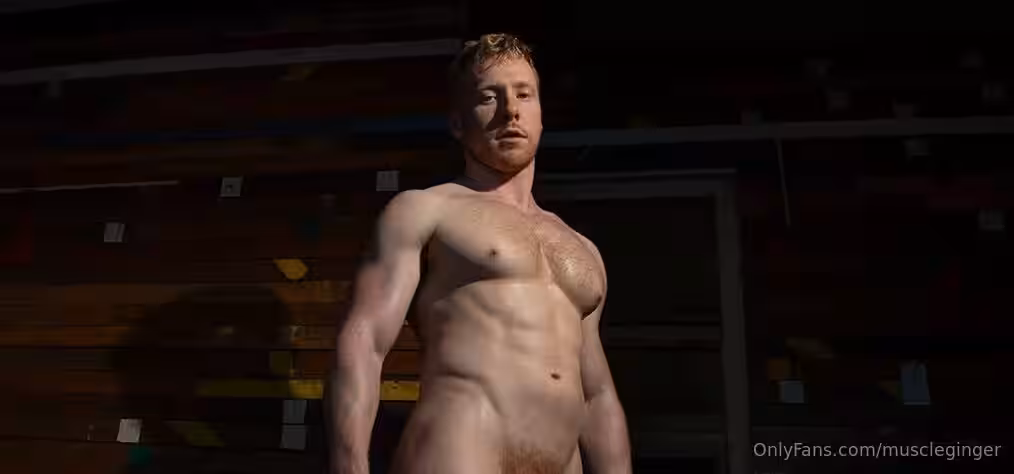 Persistent dripping Muscleginger sextape
0