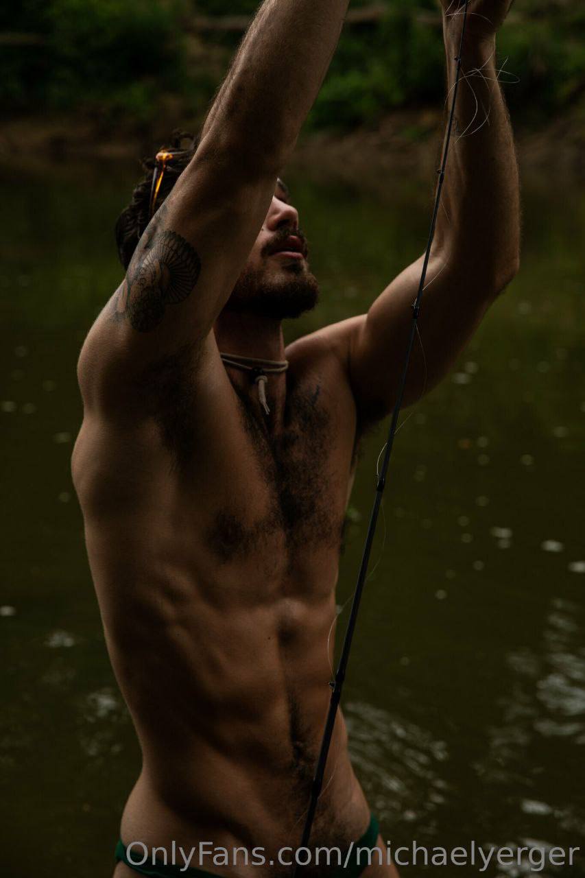 reality tv show survivor Michael Yerger leaked dick pic
2
