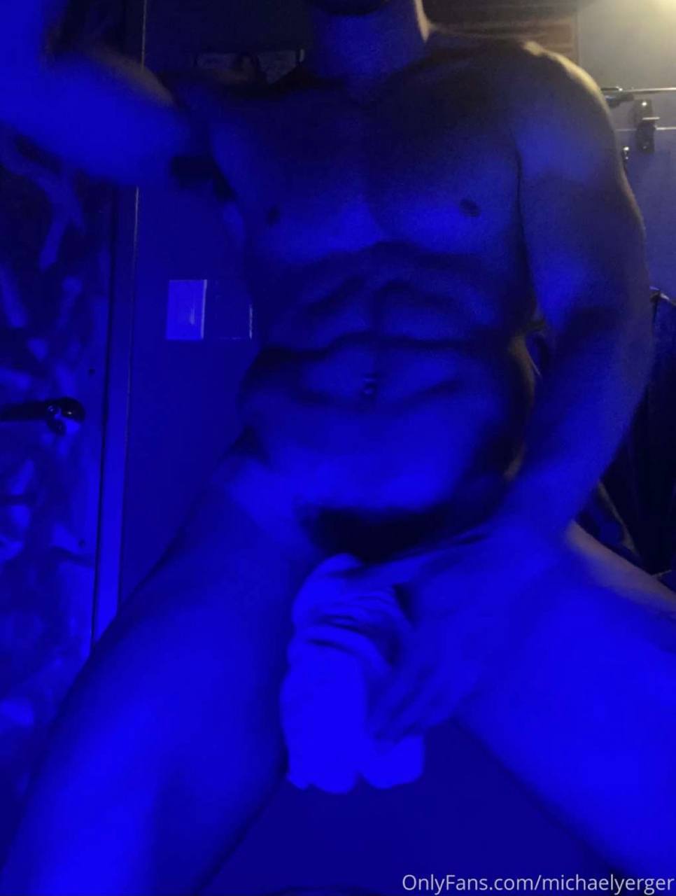 reality tv star michaelyerger hunk
5