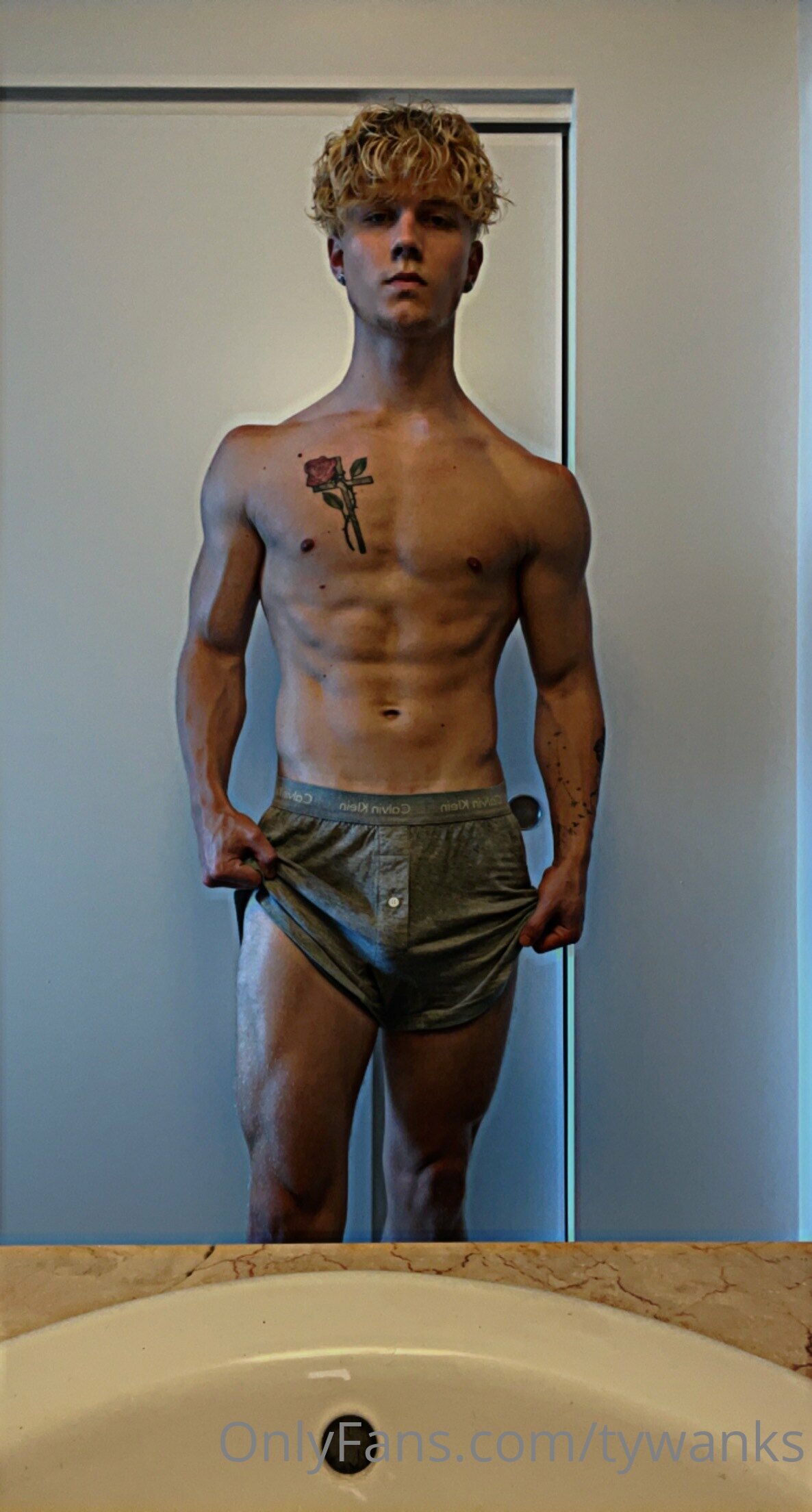 Resolute sensual troytempts onlyfans porn
0