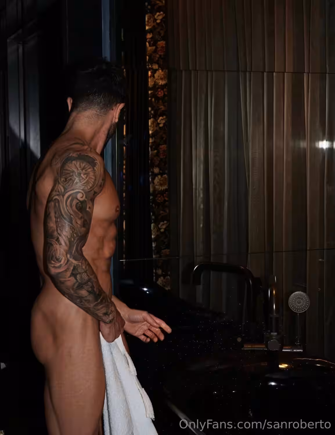 ripped sanrob onlyfans leaks pic
0
